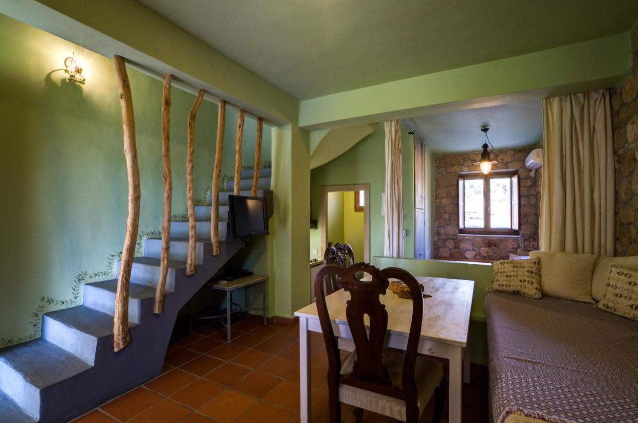 Ferienwohnung Agrikies Country Retreat Marathopoli Exterior foto